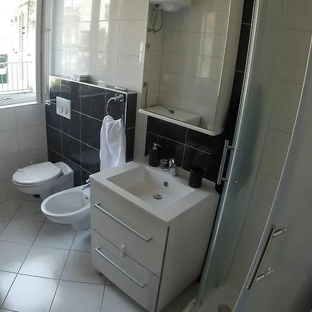 Promenade Apartman *